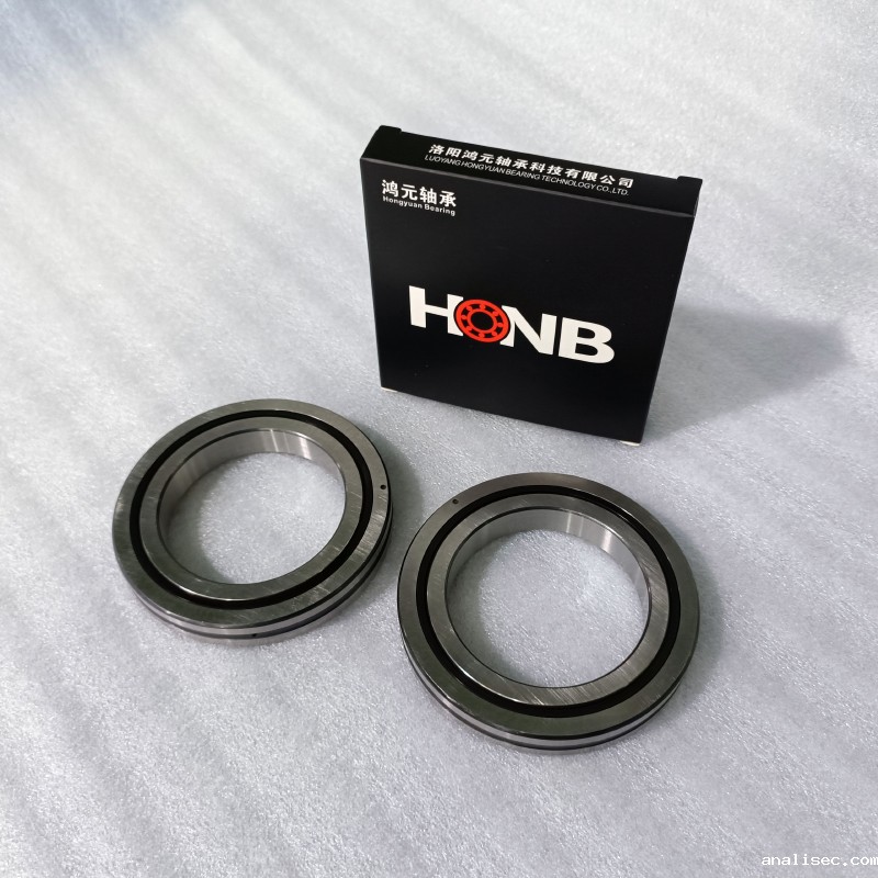 直线交叉滚子轴承的安装方式应用实例